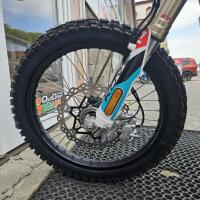 450 RALLY červená