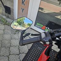 SRK 125 J, ABS, TCS, široká zadní guma 140/60R17, TFT displej