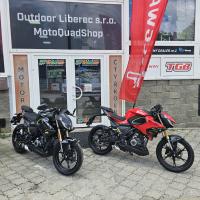 SRK 125 J, ABS, TCS, široká zadní guma 140/60R17, TFT displej