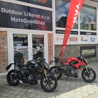 SRK 125 J, ABS, TCS, široká zadní guma 140/60R17, TFT displej
