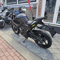 SRK 125 J, ABS, TCS, široká zadní guma 140/60R17, TFT displej