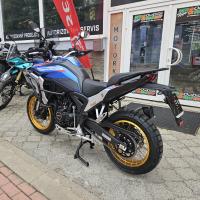 625X Adventure, TCS, vyhřívané rukojeti a sedlo, tlumiče KYB, TFT displej