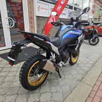 625X Adventure, TCS, vyhřívané rukojeti a sedlo, tlumiče KYB, TFT displej