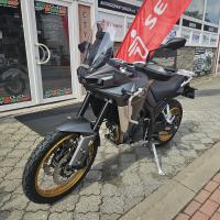 800X Pro, TCS, zrcadlení telefonu, nejlehčí ve své třídě