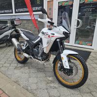 800X Pro, TCS, zrcadlení telefonu, nejlehčí ve své třídě