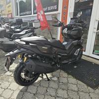SR 450 X, DVOUVÁLEC, nastavitelné tlumiče, TCS, ABS, padací rám