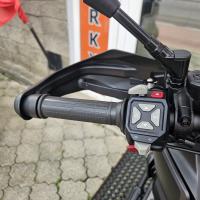 SR 450 X, DVOUVÁLEC, nastavitelné tlumiče, TCS, ABS, padací rám