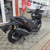 SR 450 X, DVOUVÁLEC, nastavitelné tlumiče, TCS, ABS, padací rám