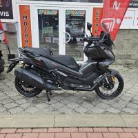 SR 450 X, DVOUVÁLEC, nastavitelné tlumiče, TCS, ABS, padací rám