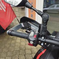SRT 450 RX, výhřev rukojetí a sedla
