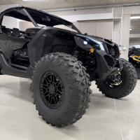 Maverick XRS Turbo RR, Triple Black, MY26, SPZ