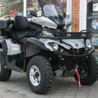 na čtyřkolku Can-Am Outlander 