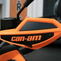 na čtyřkolku Can-Am Outlander, Renegade 