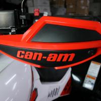 na čtyřkolku Can-Am Outlander, Renegade 