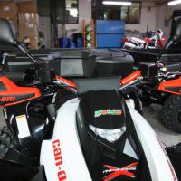 na čtyřkolku Can-Am Outlander, Renegade 