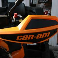 na čtyřkolku Can-Am Outlander, Renegade 